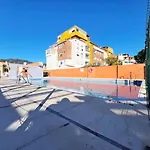 Acogedor 2 *